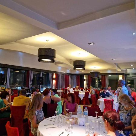 Assembly Hotel Anchialos Esterno foto