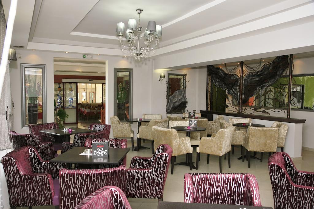 Assembly Hotel Anchialos Esterno foto